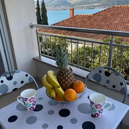 Anadina Apartment